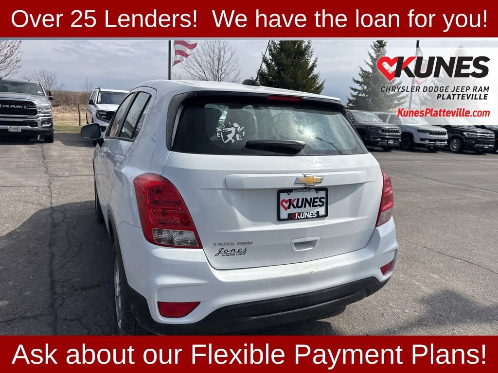 Used 2018 Chevrolet Trax LS AWD/4WD image 18