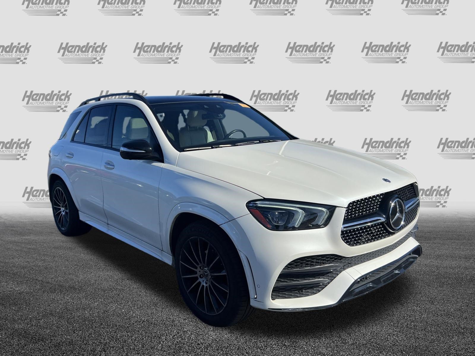 Used 2021 Mercedes-Benz GLE 350 4MATIC image 2