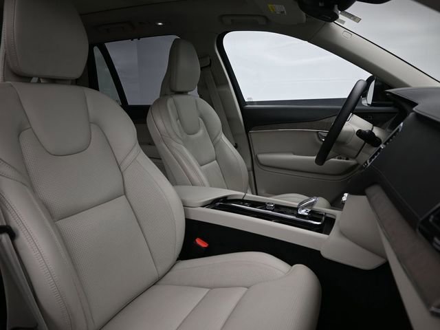 Used 2023 Volvo XC90 B6 Ultimate w/ Protection Package Premier AWD/4WD image 37