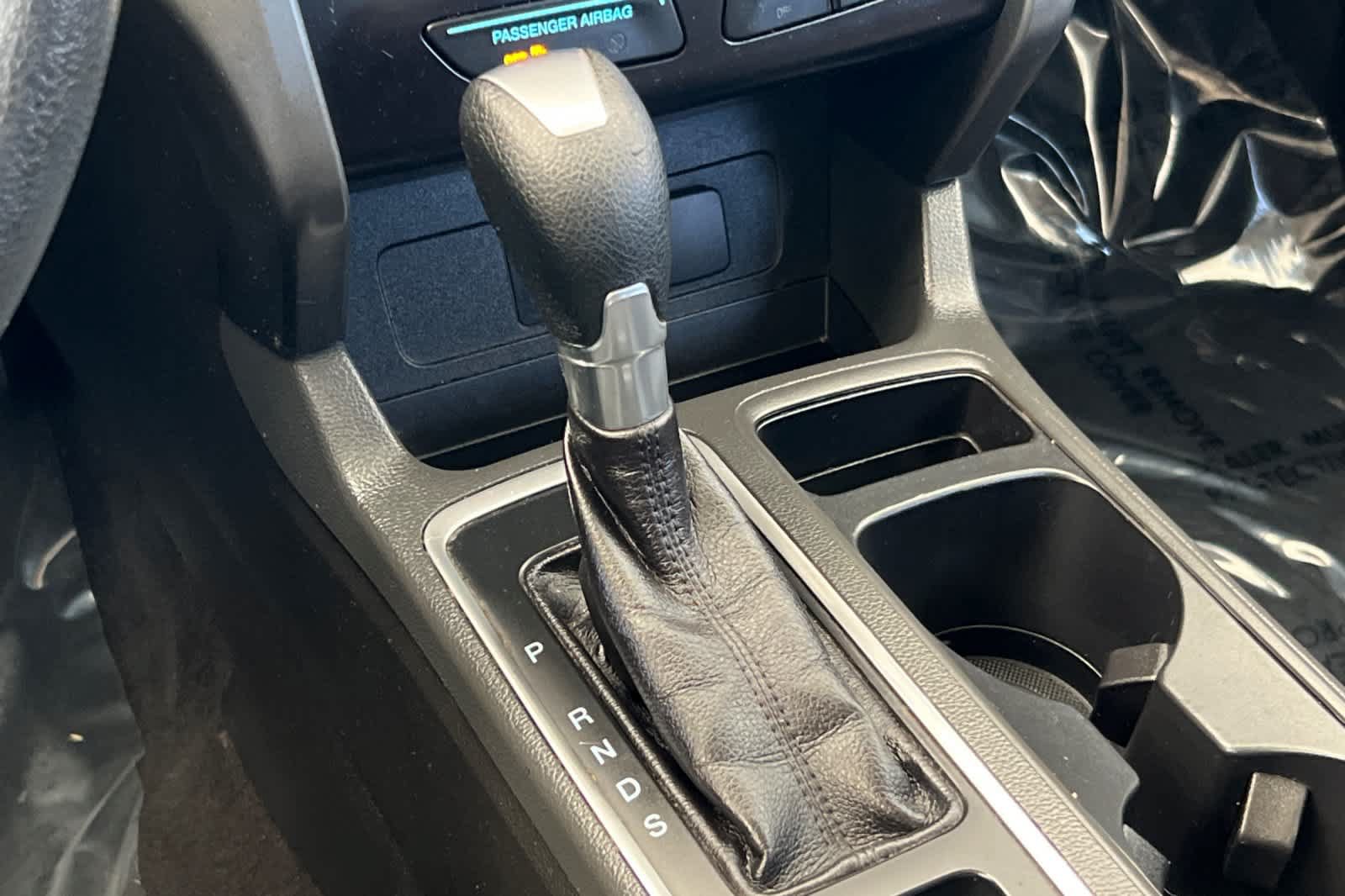 Used 2017 Ford Escape SE FWD image 23