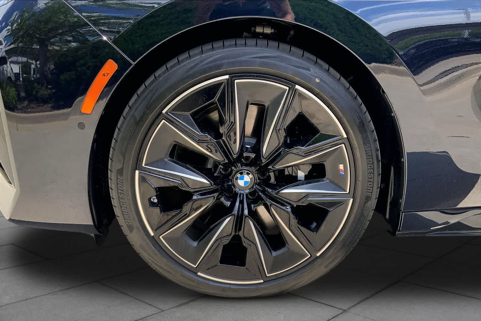 New 2026 BMW 760i xDrive AWD/4WD image 12