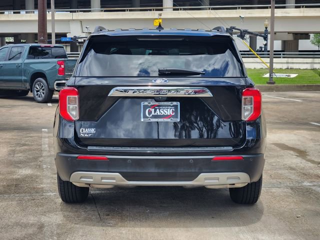 Used 2022 Ford Explorer XLT w/ Equipment Group 202A RWD image 6
