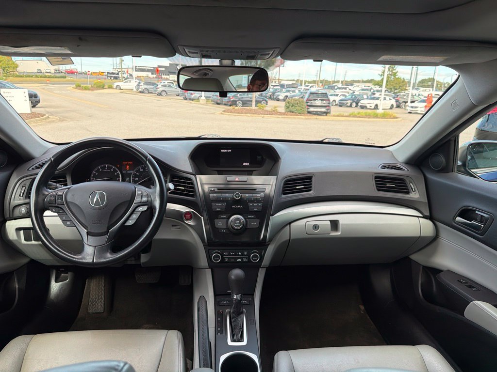 Used 2017 Acura ILX FWD image 27