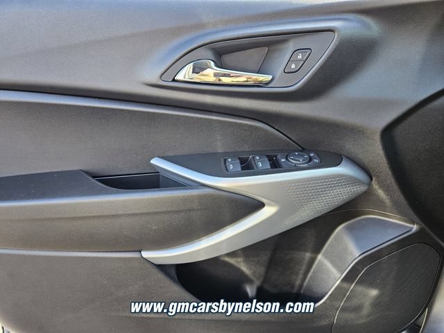 New 2026 Chevrolet Trax LS w/ LS Convenience Package FWD image 15