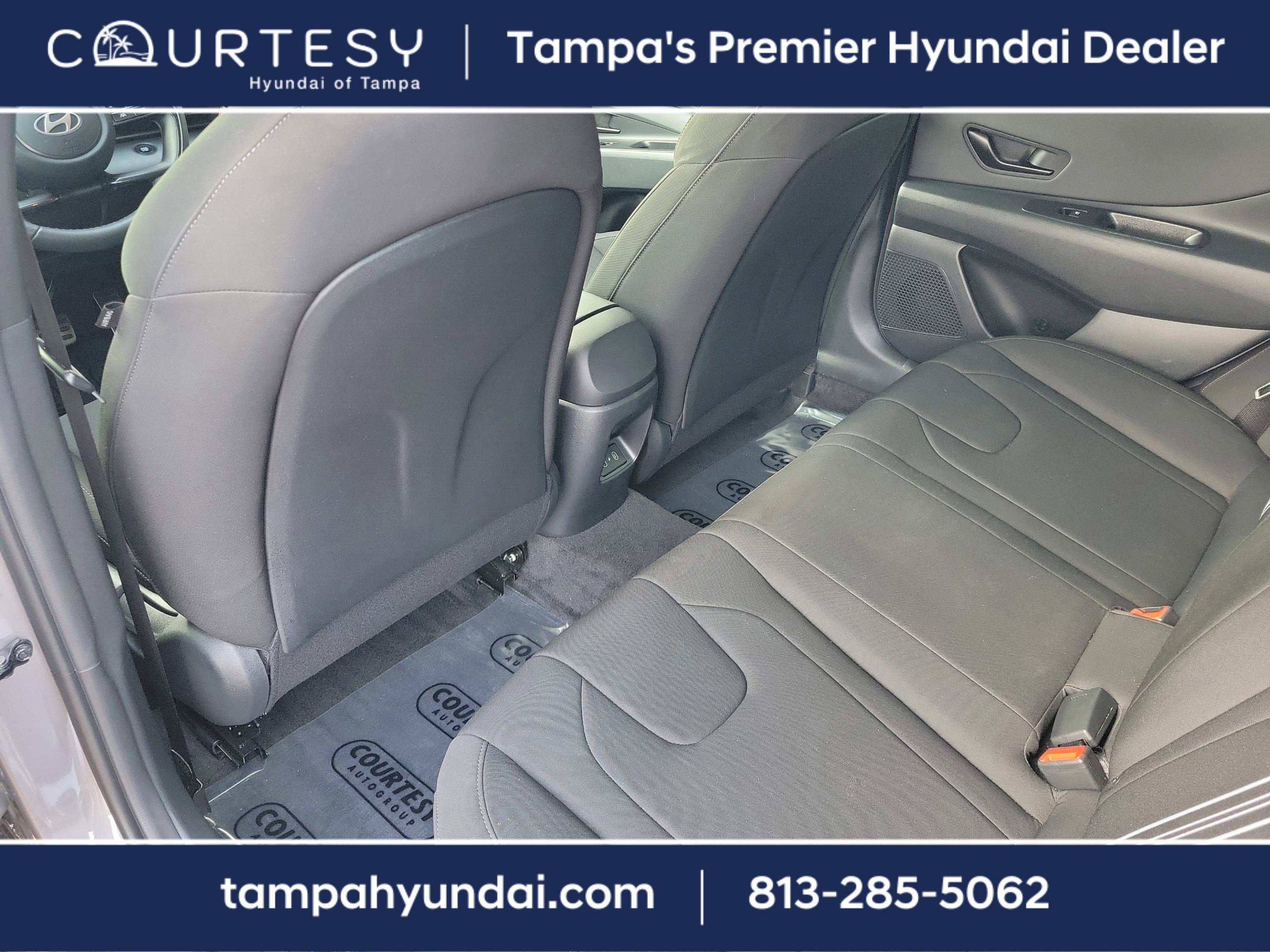 Certified 2025 Hyundai Elantra Sport image 6