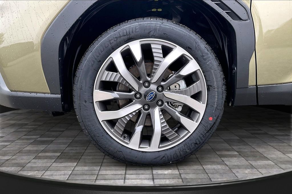New 2026 Subaru Forester Touring AWD/4WD image 9