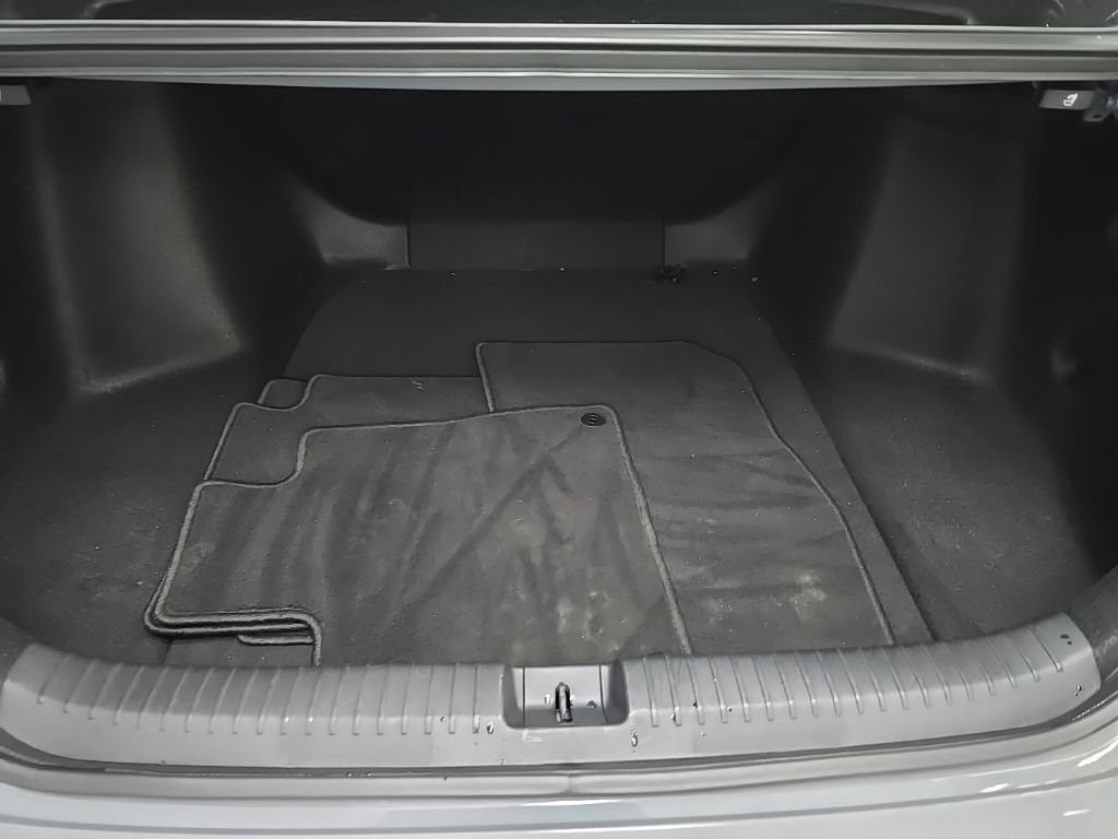 Used 2023 Honda Accord Sport image 12