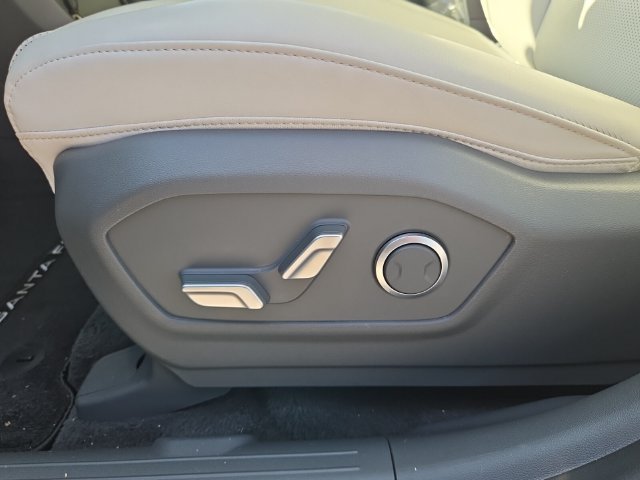 Certified 2026 Hyundai Santa Fe SEL FWD image 11