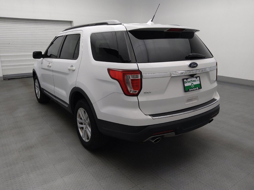 Used 2018 Ford Explorer XLT w/ Equipment Group 201A AWD/4WD image 5