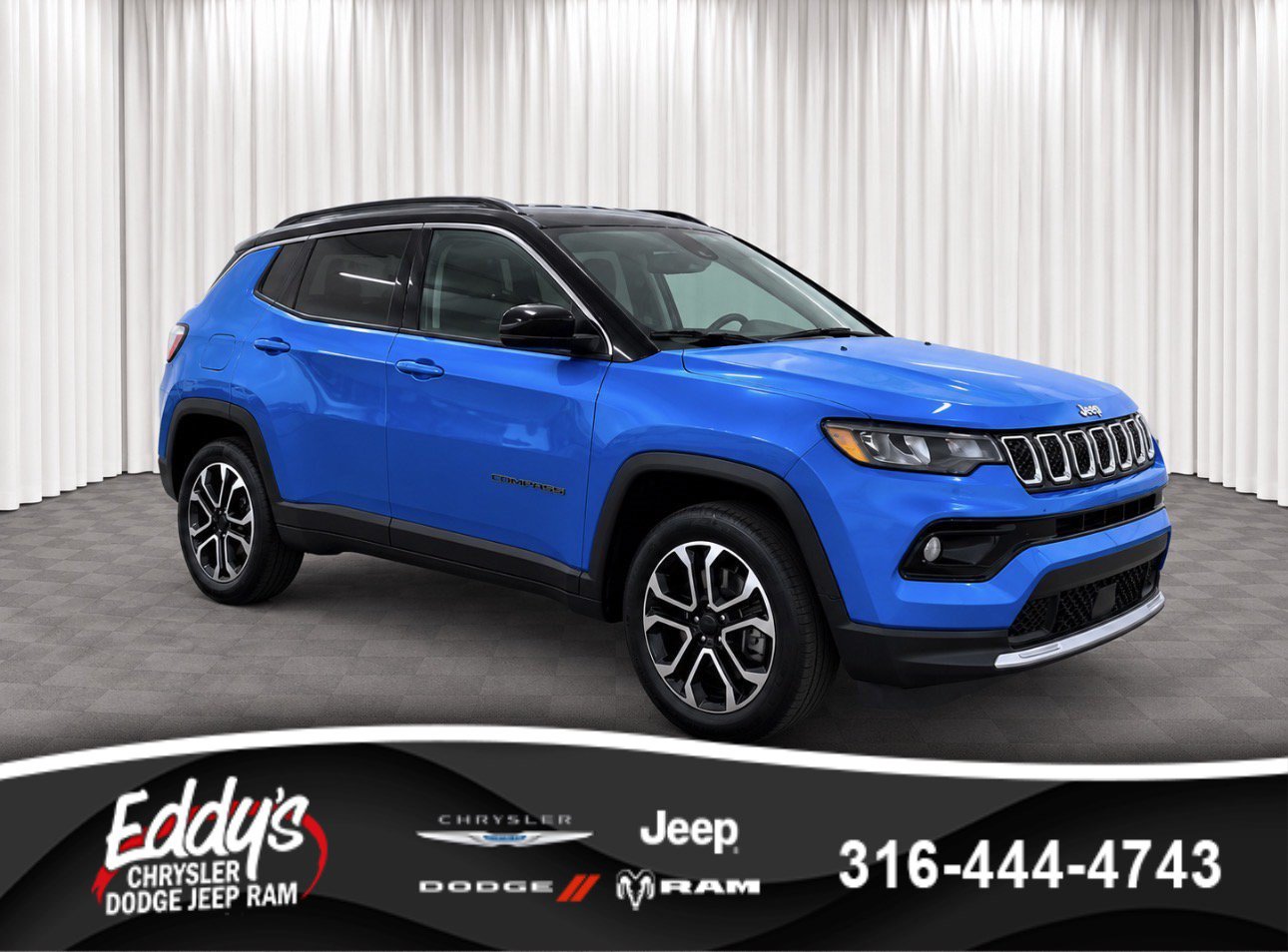 Used 2023 Jeep Compass Limited AWD/4WD image 1