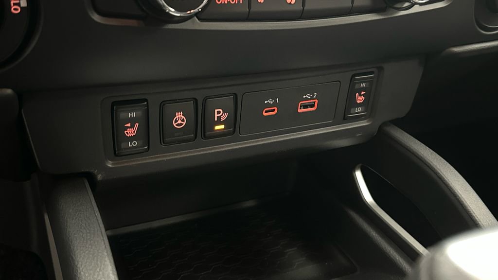 New 2026 Nissan Frontier SV w/ All-Weather Content Package AWD/4WD image 19