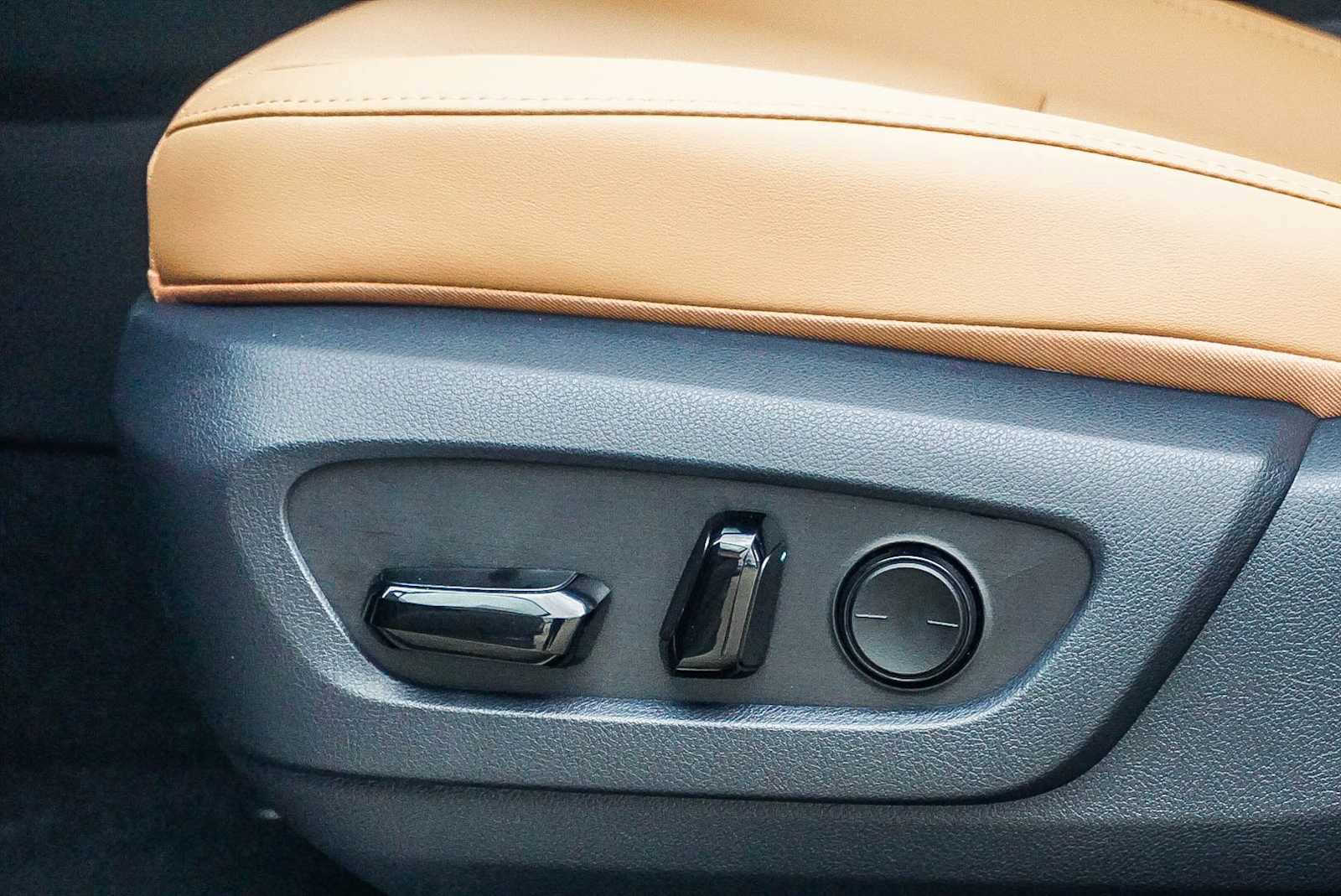 New 2026 Lexus NX 350 AWD image 20