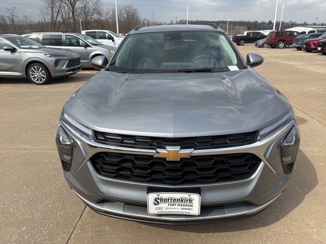 New 2026 Chevrolet Trax LT w/ Driver Confidence Package image 8