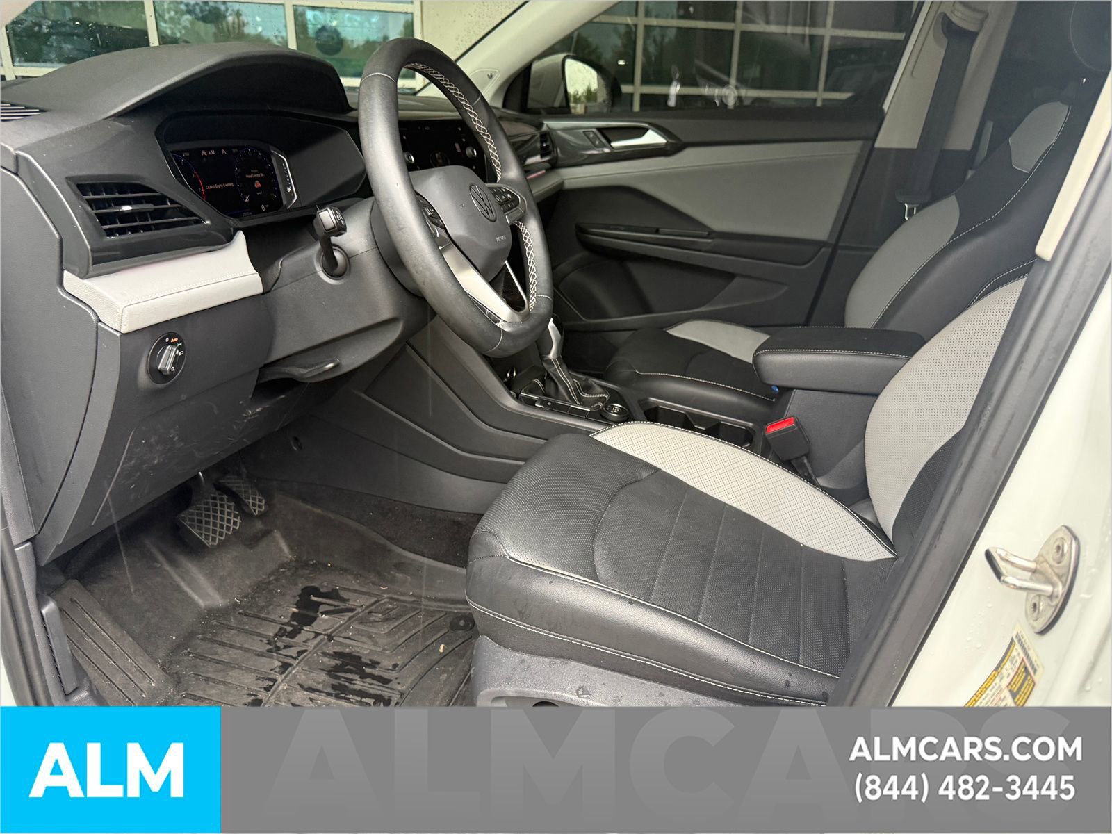 Used 2023 Volkswagen Taos SEL AWD/4WD image 12