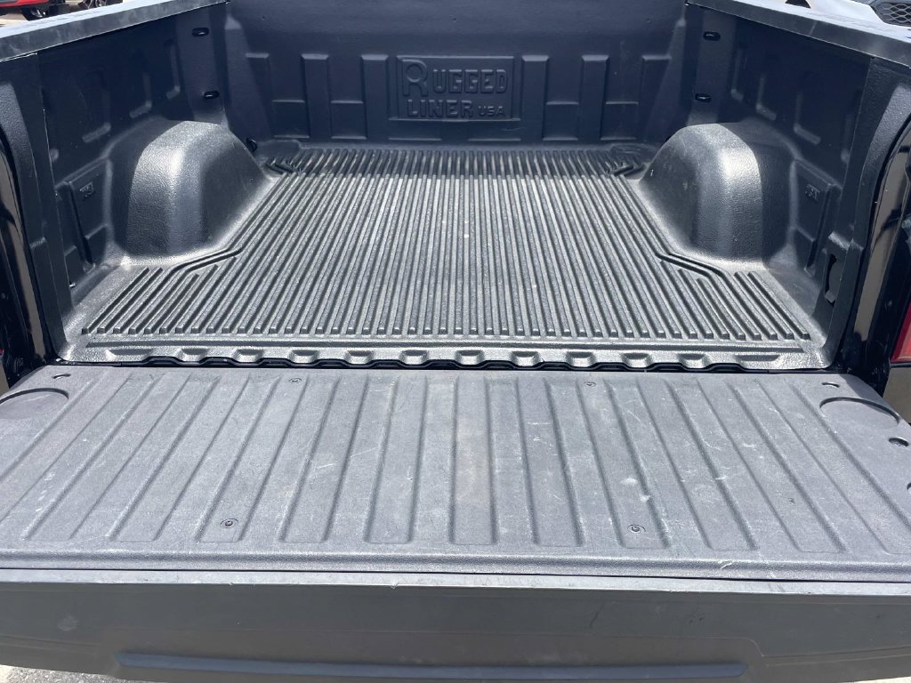 Used 2025 Chevrolet Silverado 1500 LT AWD/4WD image 8