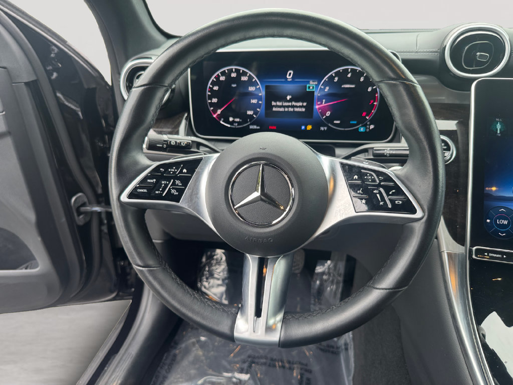 Used 2023 Mercedes-Benz GLC 300 4MATIC image 12