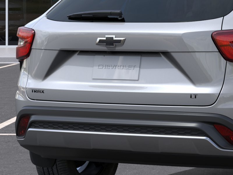 New 2026 Chevrolet Trax LT w/ LT Convenience Package FWD image 14