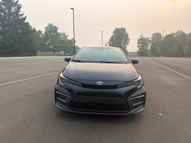 Used 2020 Toyota Corolla SE w/ SE Premium Package FWD image 8