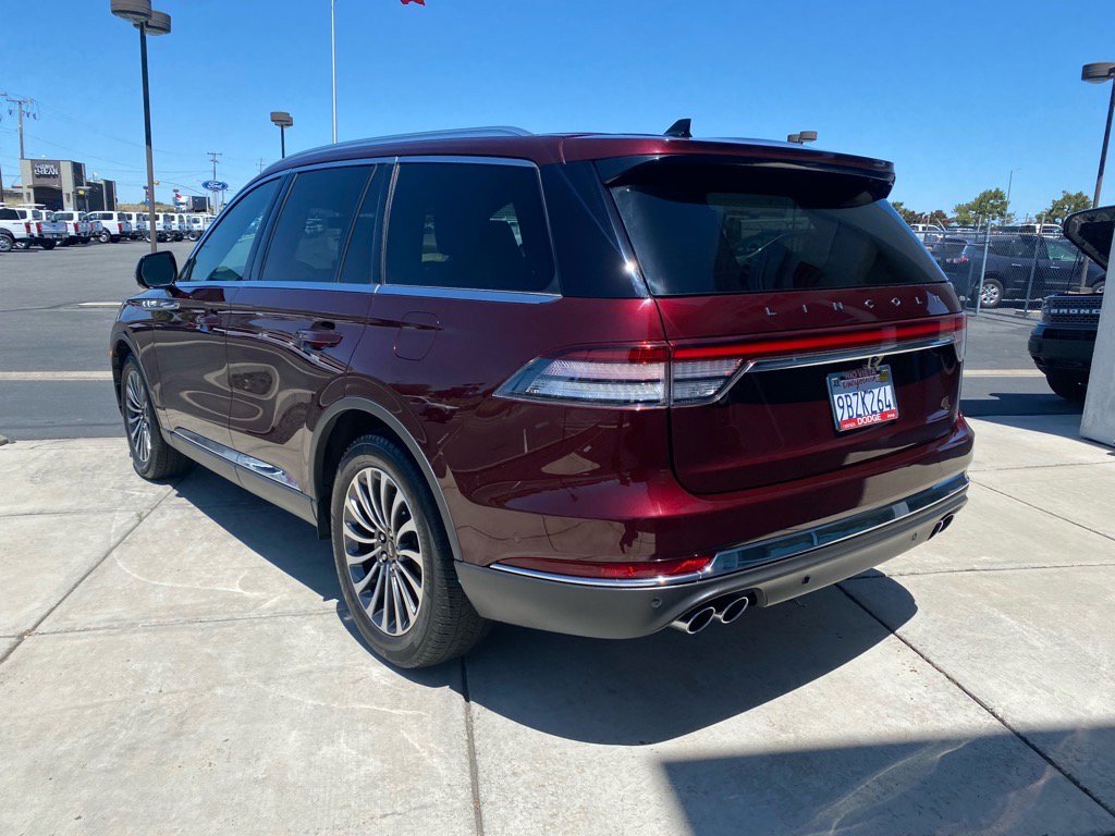 Used 2022 Lincoln Aviator Reserve w/ Equipment Group 201A image 5