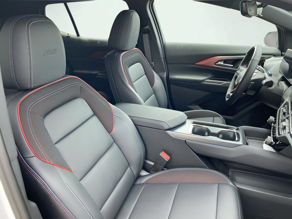 New 2025 Chevrolet Equinox EV RS w/ Active Safety Package 3 AWD/4WD image 26