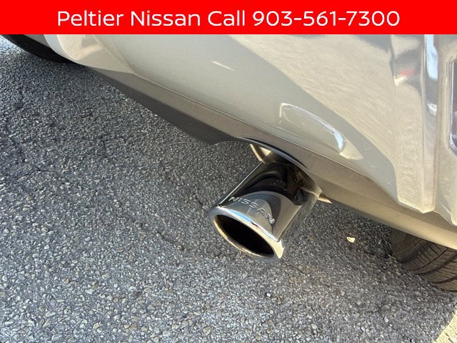 Certified 2024 Nissan Kicks SR w/ SR Premium Package FWD image 11
