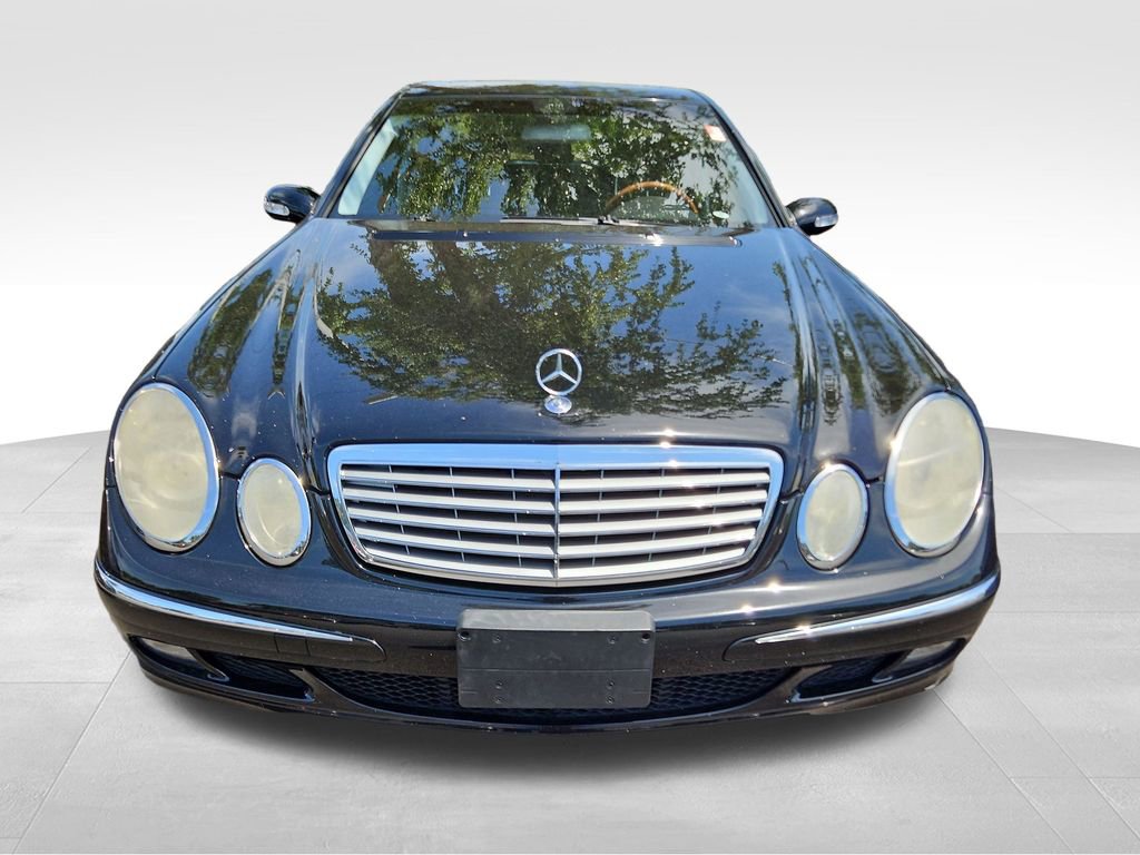 Used 2005 Mercedes-Benz E 320 4MATIC Sedan image 2