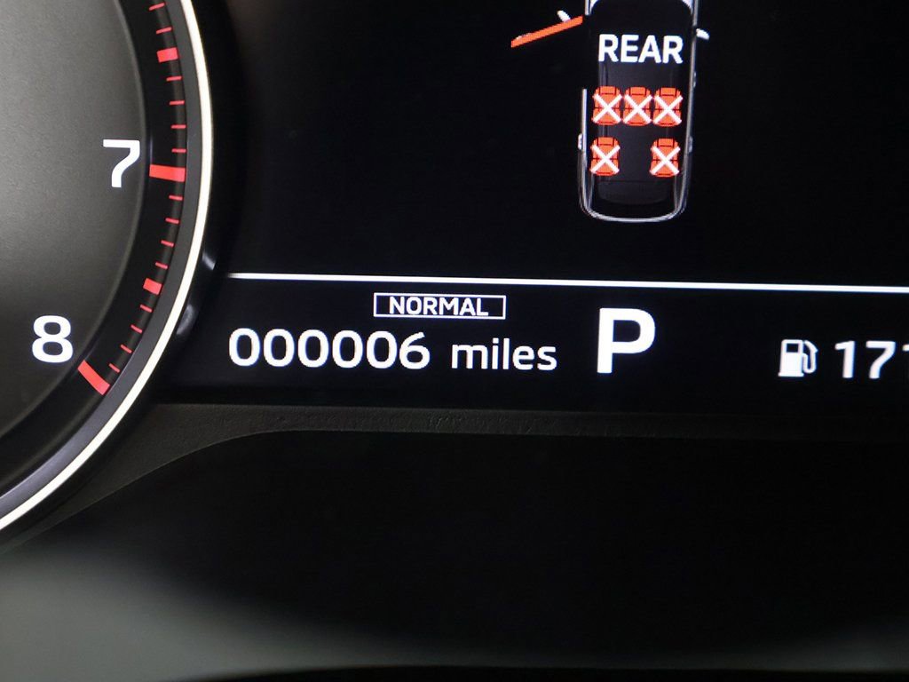 New 2026 Mitsubishi Outlander SE image 43