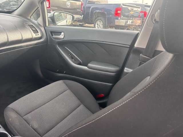 Used 2018 Kia Forte LX image 15