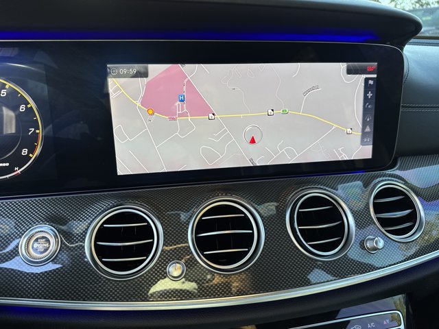 Used 2018 Mercedes-Benz E 63 AMG S image 31