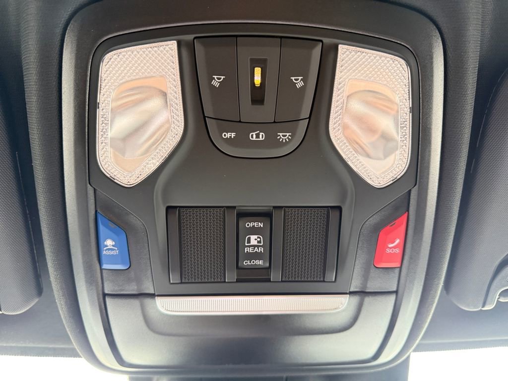 New 2026 RAM 2500 Warlock AWD/4WD image 11