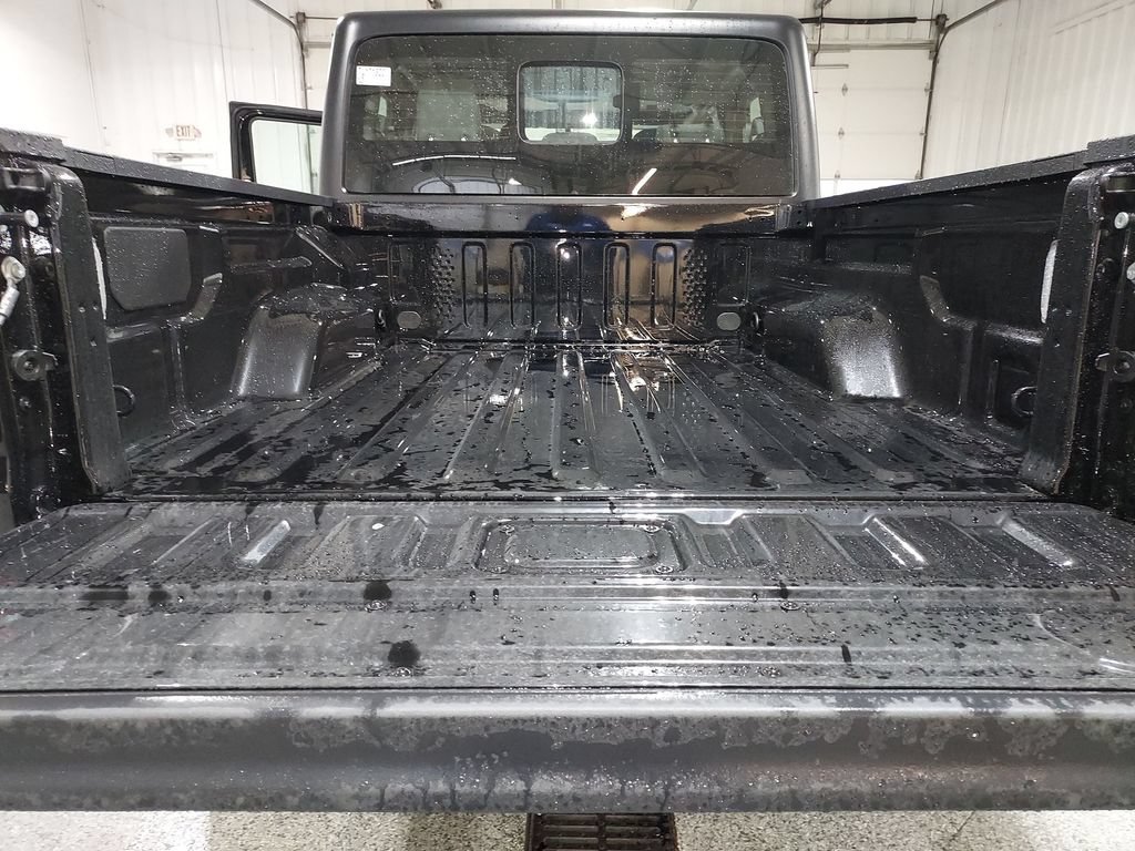 New 2026 Jeep Gladiator Sport AWD/4WD image 28
