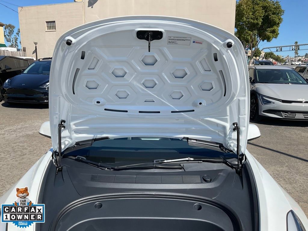 Used 2023 Tesla Model 3 Standard Range image 12