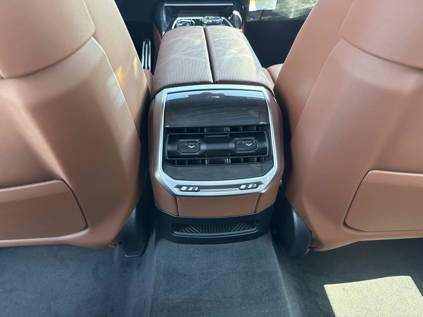 New 2026 BMW 760i xDrive w/ Executive Package AWD/4WD image 13