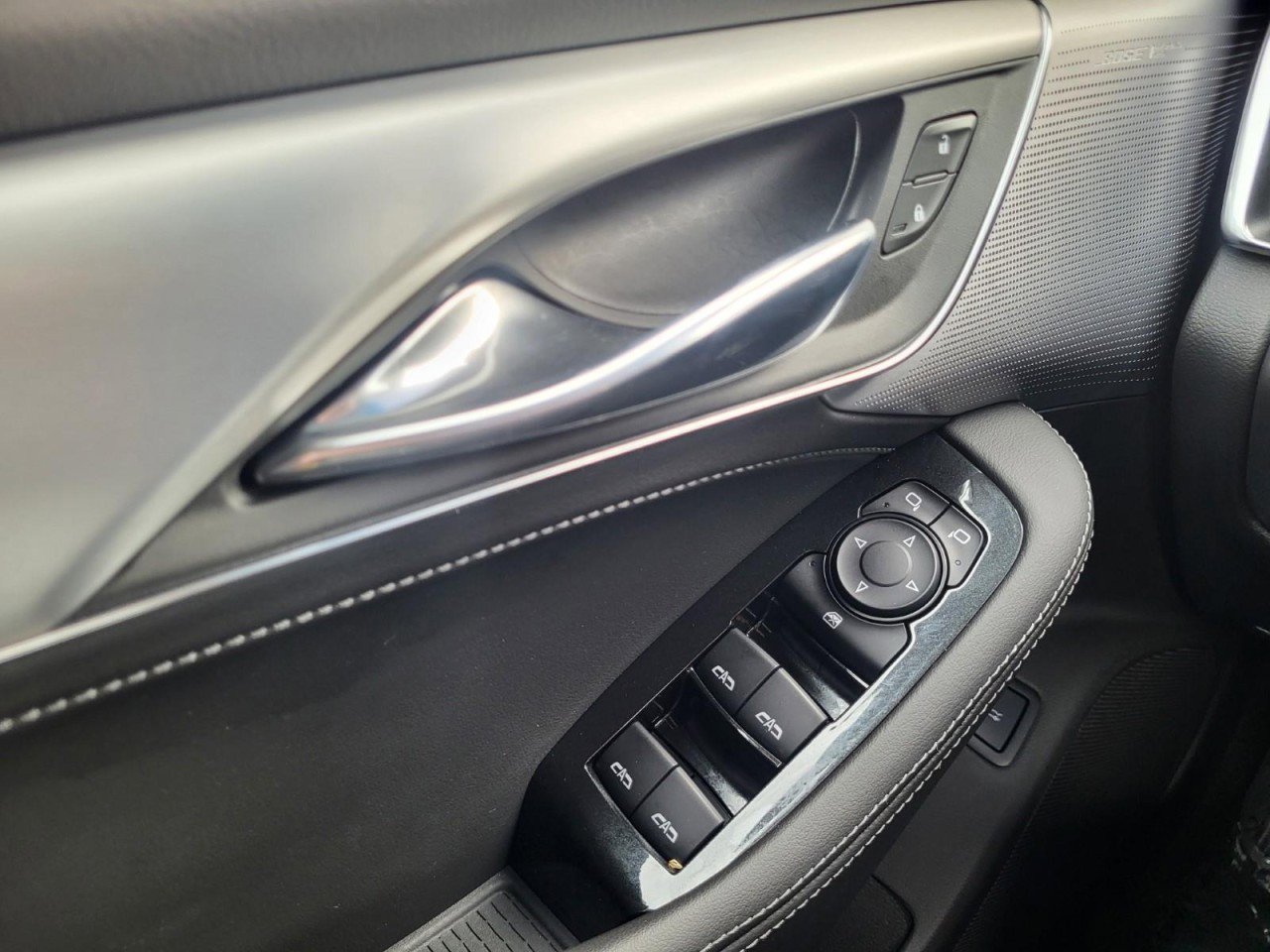 Used 2023 Cadillac CT5 Luxury w/ Sun And Sound Package image 25