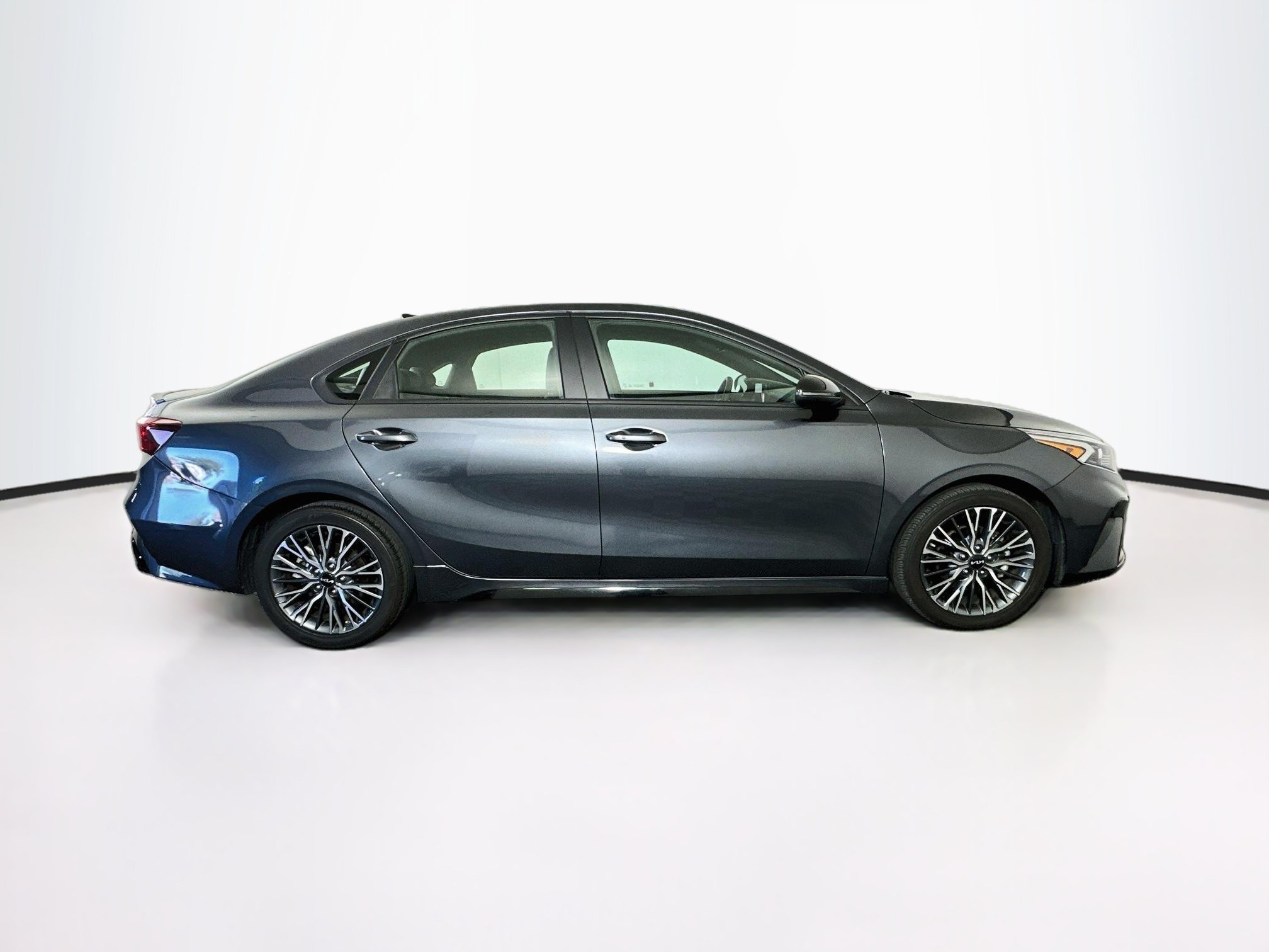 Used 2024 Kia Forte GT-Line FWD image 10