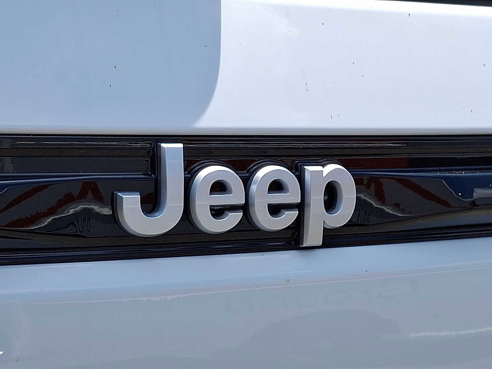 New 2025 Jeep Grand Cherokee Limited w/ Trailer Tow Package image 20