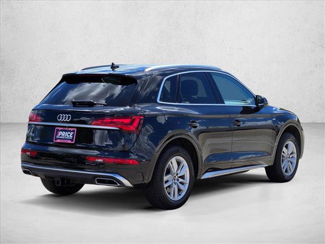Used 2022 Audi Q5 2.0T Premium w/ Convenience Package AWD/4WD image 5