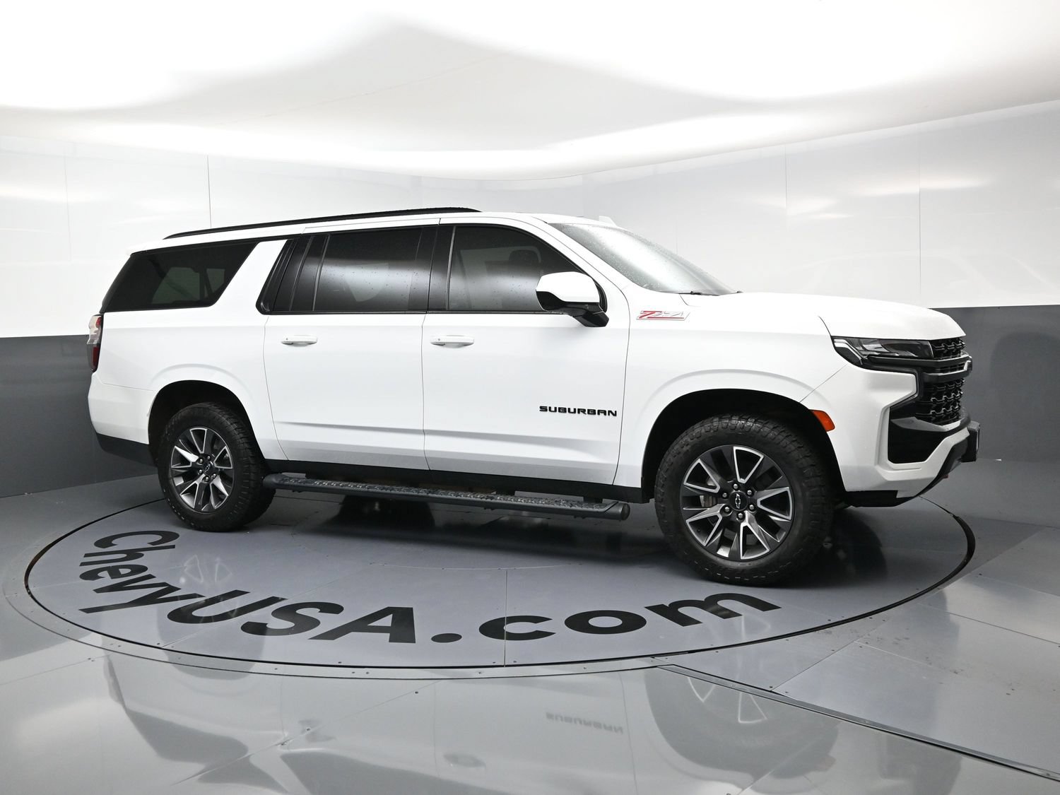 Used 2021 Chevrolet Suburban Z71 w/ Rear Media and Nav Package AWD/4WD video 2