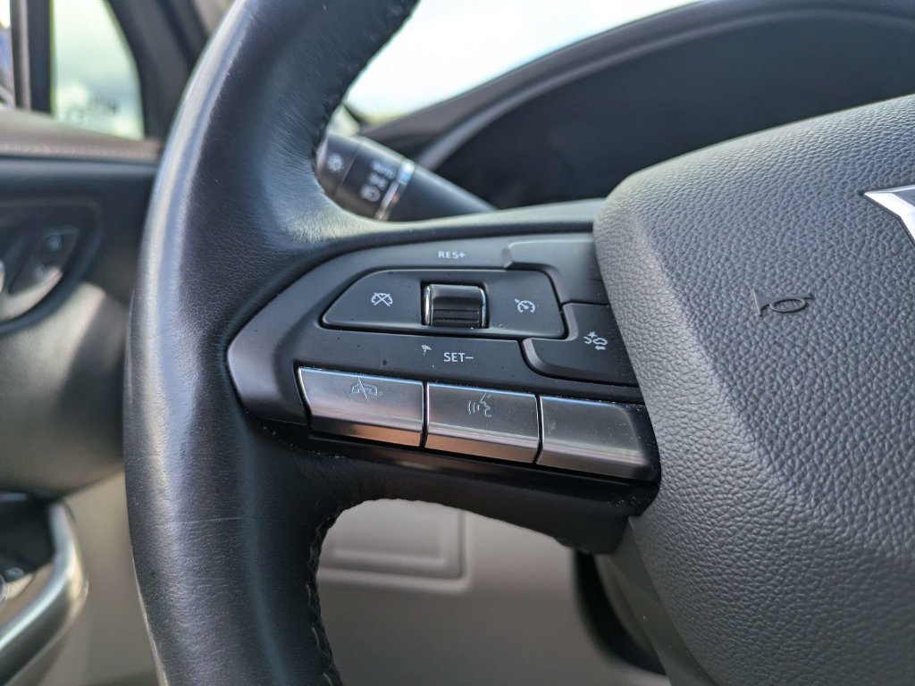 Used 2023 Cadillac XT4 Luxury FWD image 23