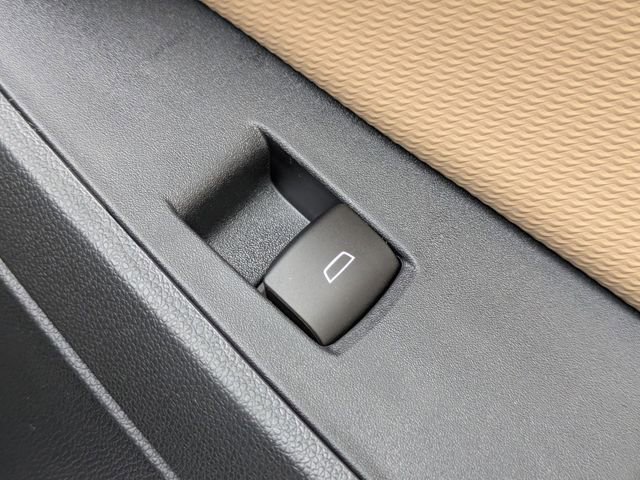 New 2026 Chevrolet Equinox ACTIV w/ Convenience Package III image 33