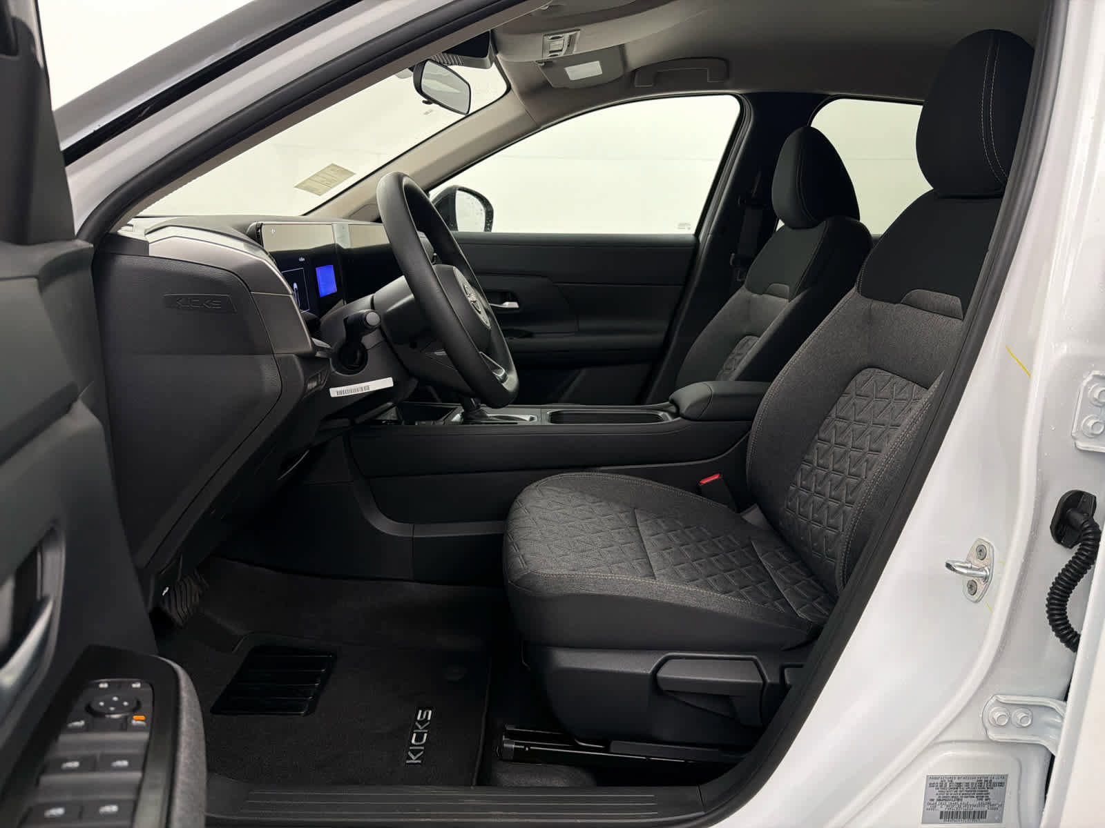 New 2026 Nissan Kicks SV image 14