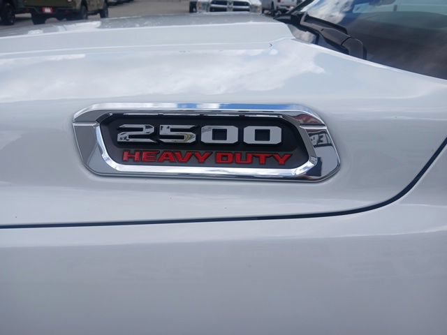 Used 2024 RAM 2500 Tradesman w/ Chrome Appearance Group AWD/4WD image 12