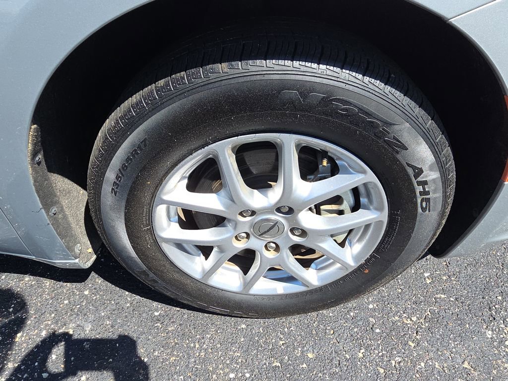 Used 2023 Chrysler Pacifica Touring-L FWD image 10