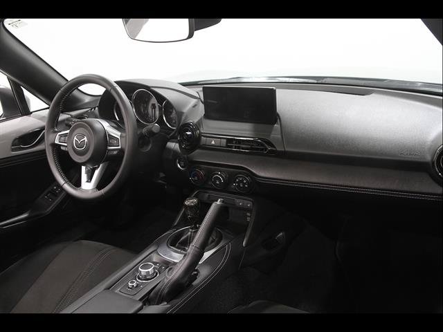 Used 2025 MAZDA MX-5 Miata Club RWD image 17