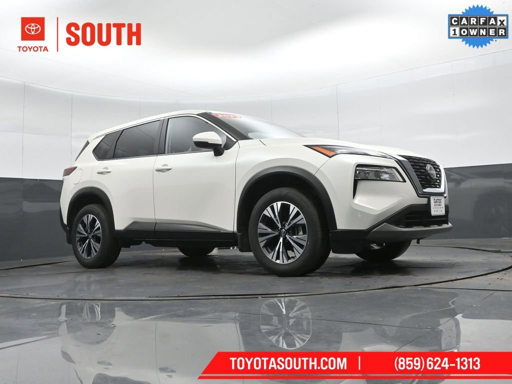 Used 2023 Nissan Rogue SV image 34