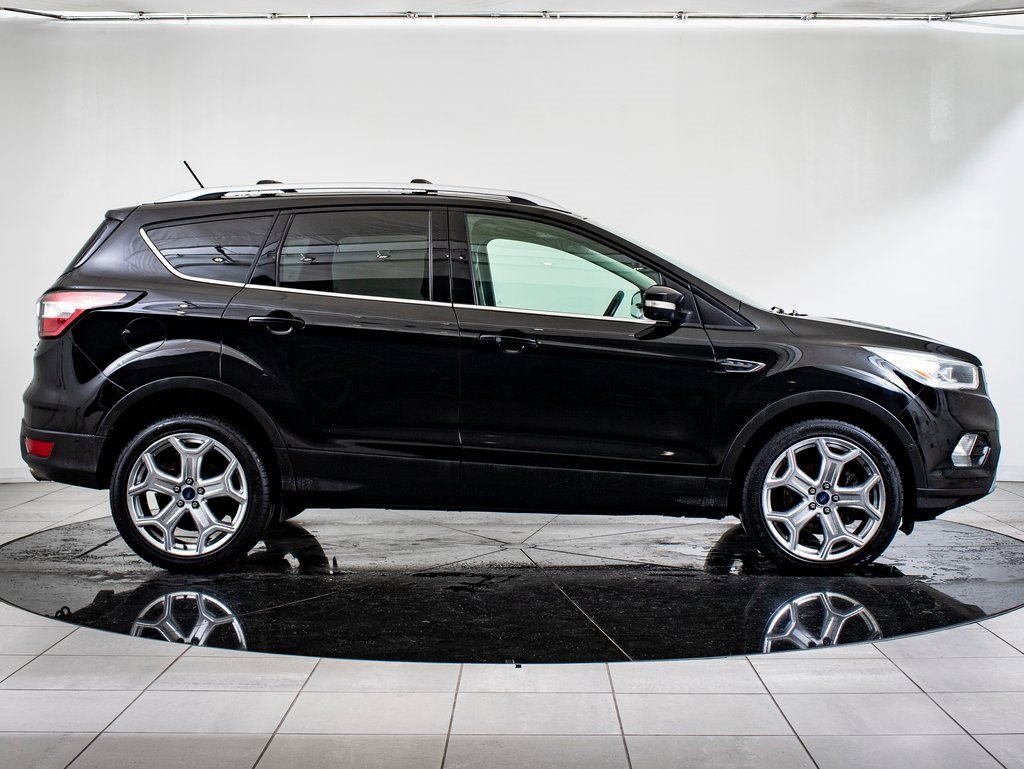 Used 2018 Ford Escape Titanium image 6