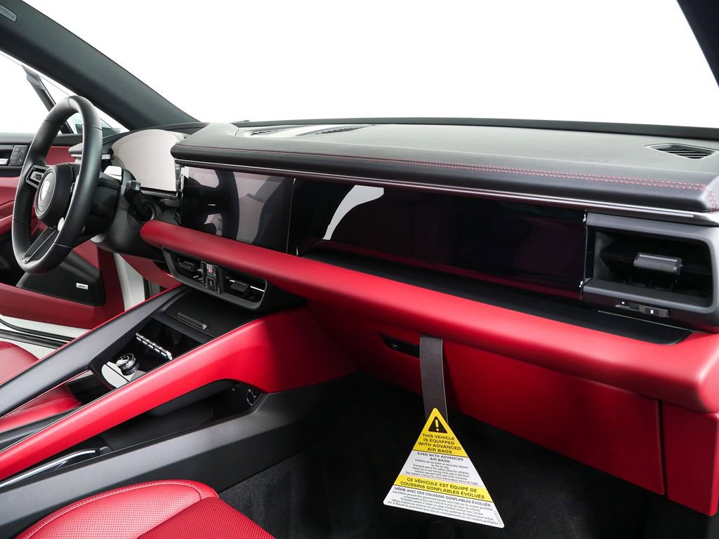 New 2026 Porsche Macan Electric image 25