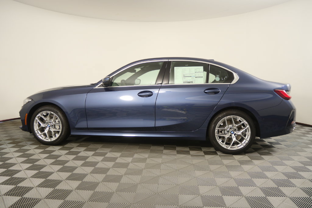 New 2026 BMW 330i Sedan w/ Convenience Package RWD image 7