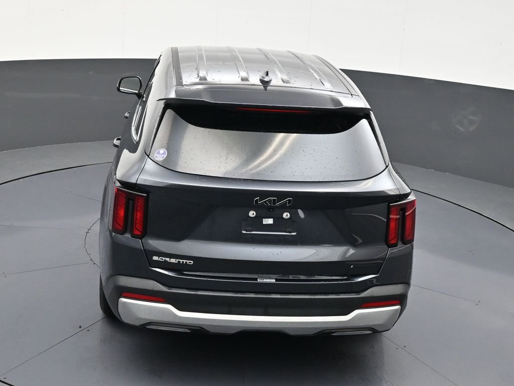 Used 2024 Kia Sorento LX image 15