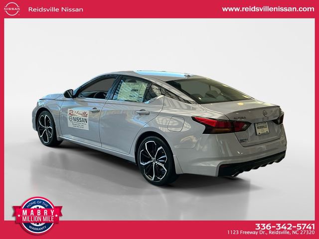 New 2025 Nissan Altima 2.5 SR image 4
